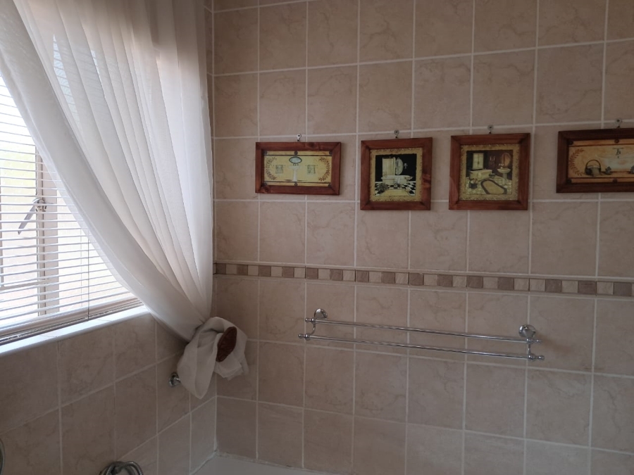 4 Bedroom Property for Sale in Wonderboom Gauteng