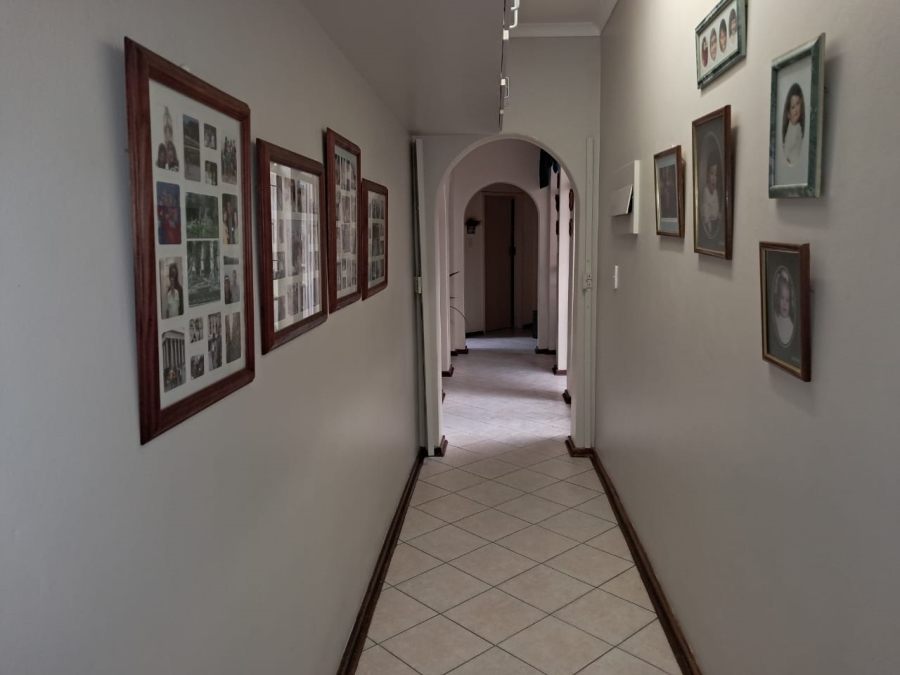 4 Bedroom Property for Sale in Wonderboom Gauteng