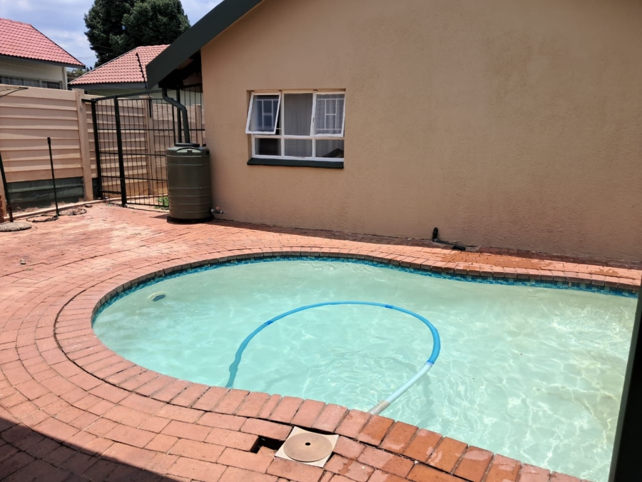 4 Bedroom Property for Sale in Wonderboom Gauteng
