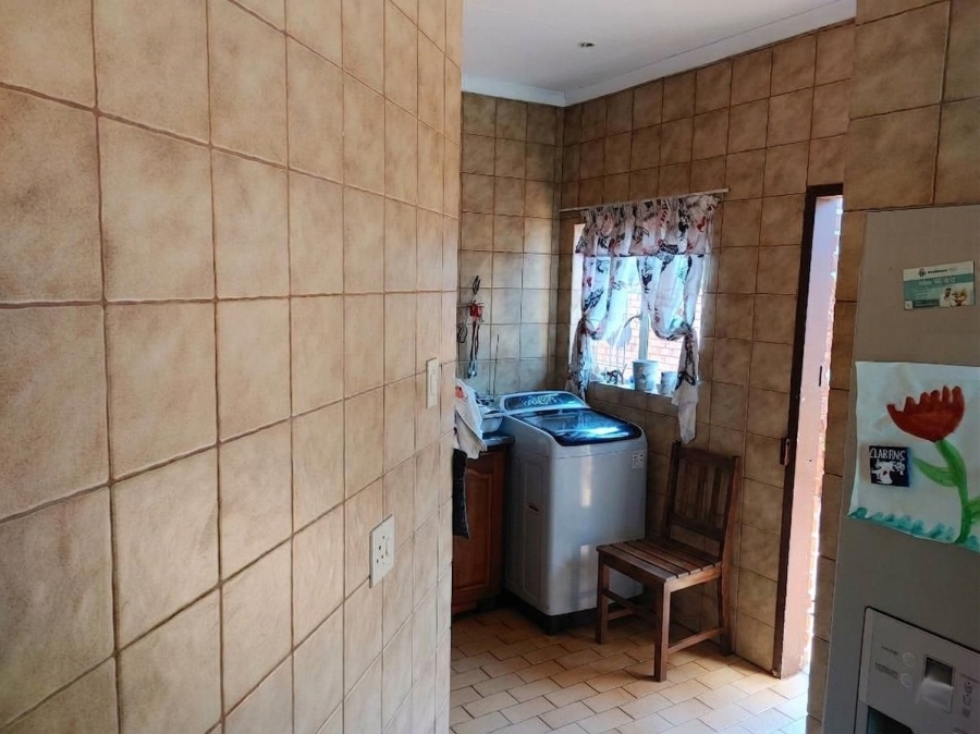 4 Bedroom Property for Sale in Amandasig Gauteng