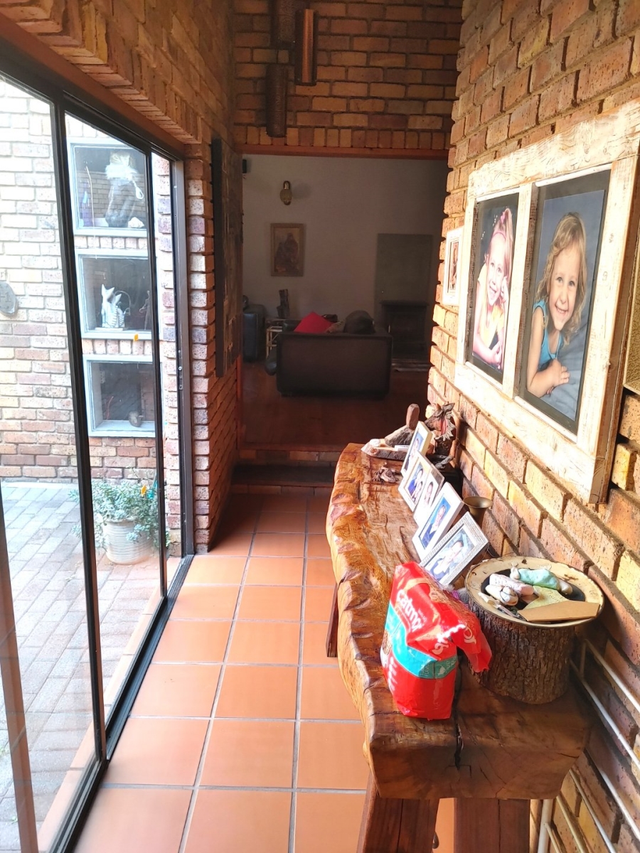 4 Bedroom Property for Sale in Amandasig Gauteng