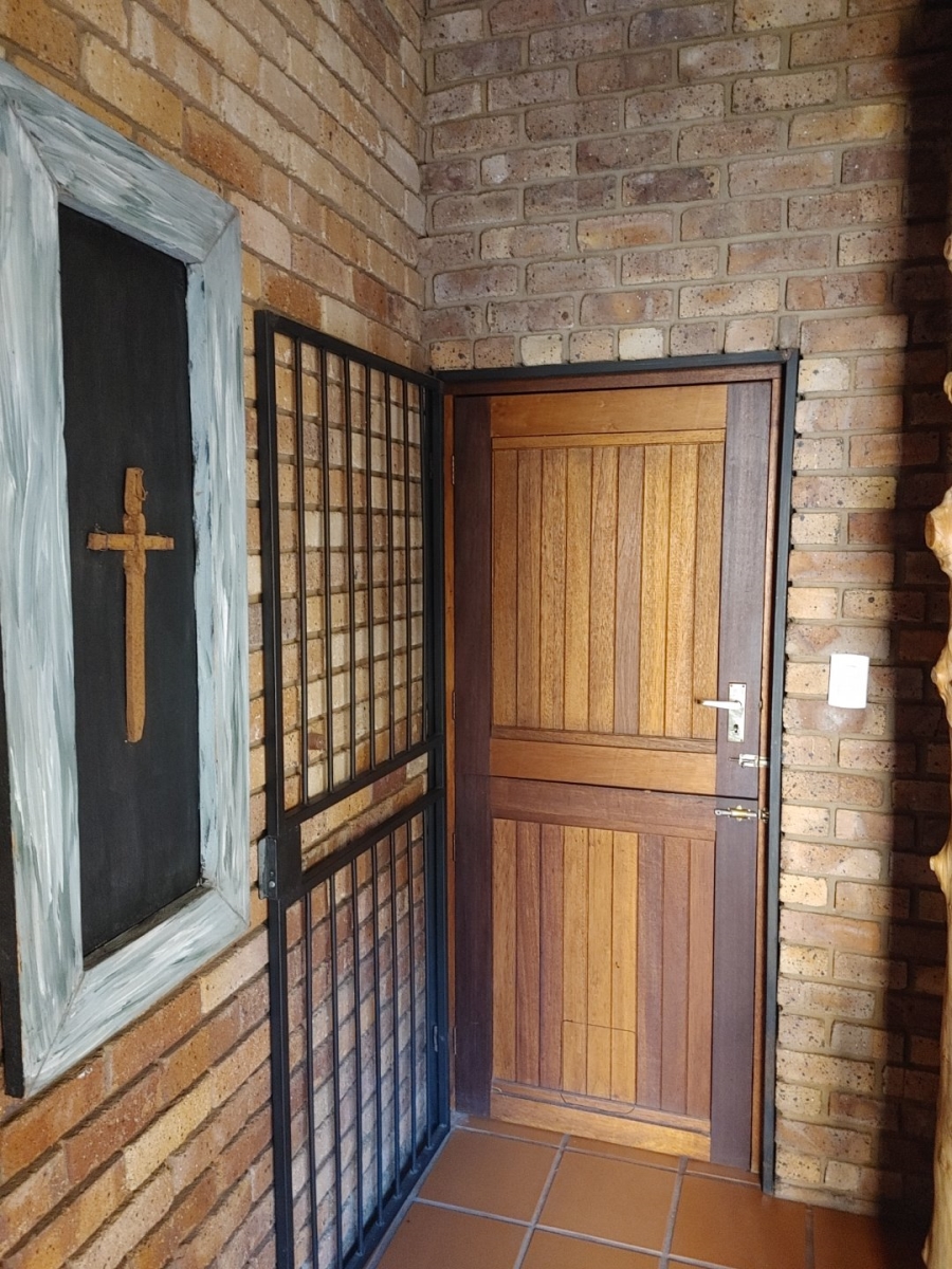 4 Bedroom Property for Sale in Amandasig Gauteng