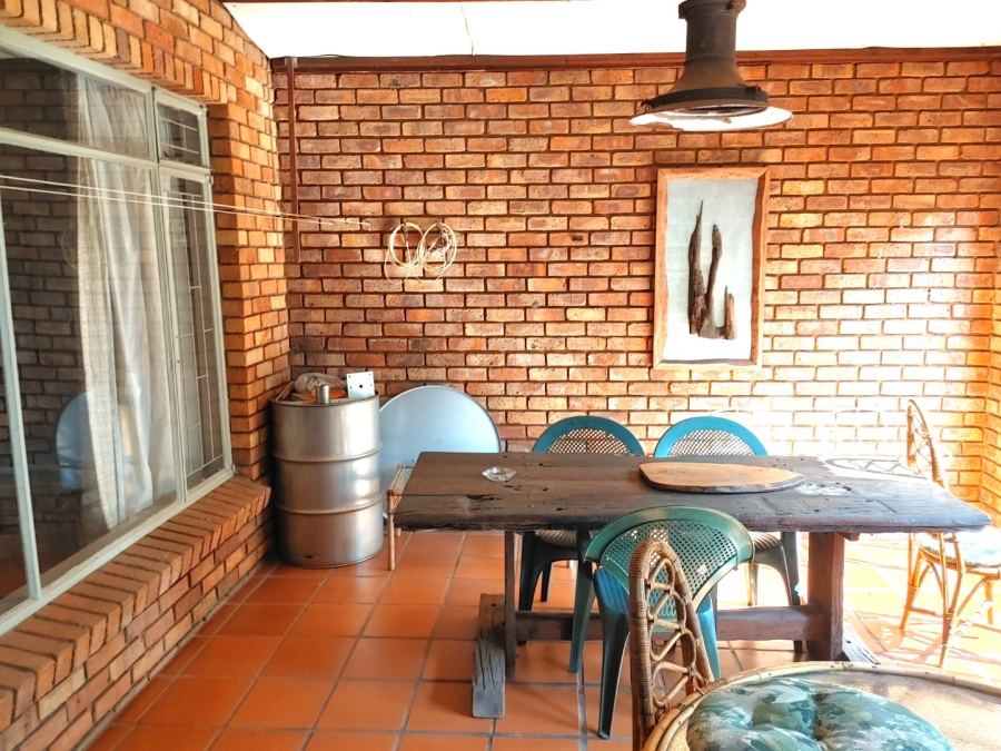 4 Bedroom Property for Sale in Amandasig Gauteng