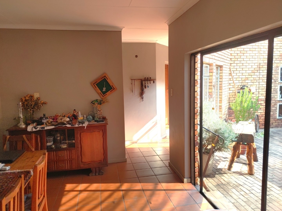 4 Bedroom Property for Sale in Amandasig Gauteng