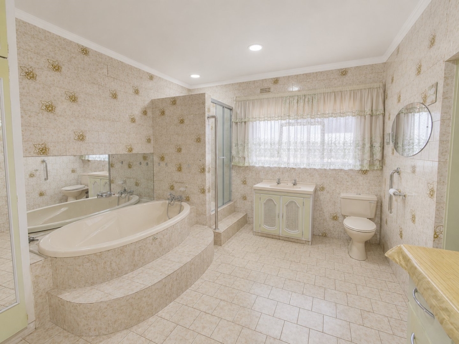 4 Bedroom Property for Sale in Primrose Gauteng