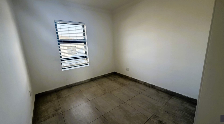 3 Bedroom Property for Sale in Thatchfield Close Gauteng