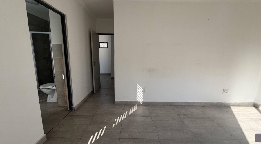 3 Bedroom Property for Sale in Thatchfield Close Gauteng
