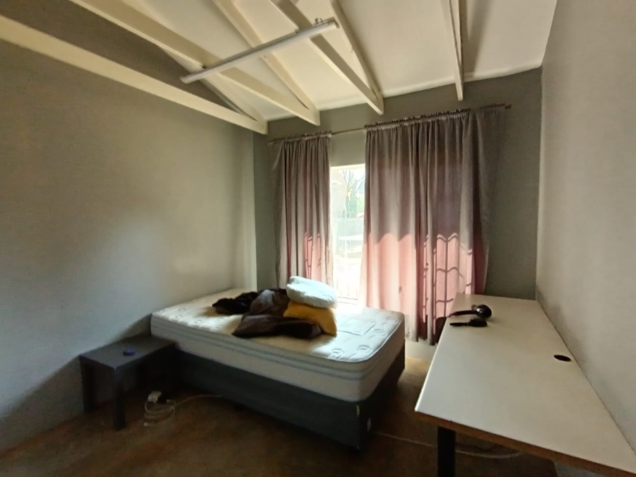 3 Bedroom Property for Sale in Rooihuiskraal Gauteng