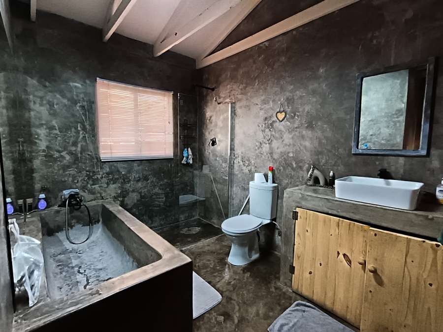 3 Bedroom Property for Sale in Rooihuiskraal Gauteng