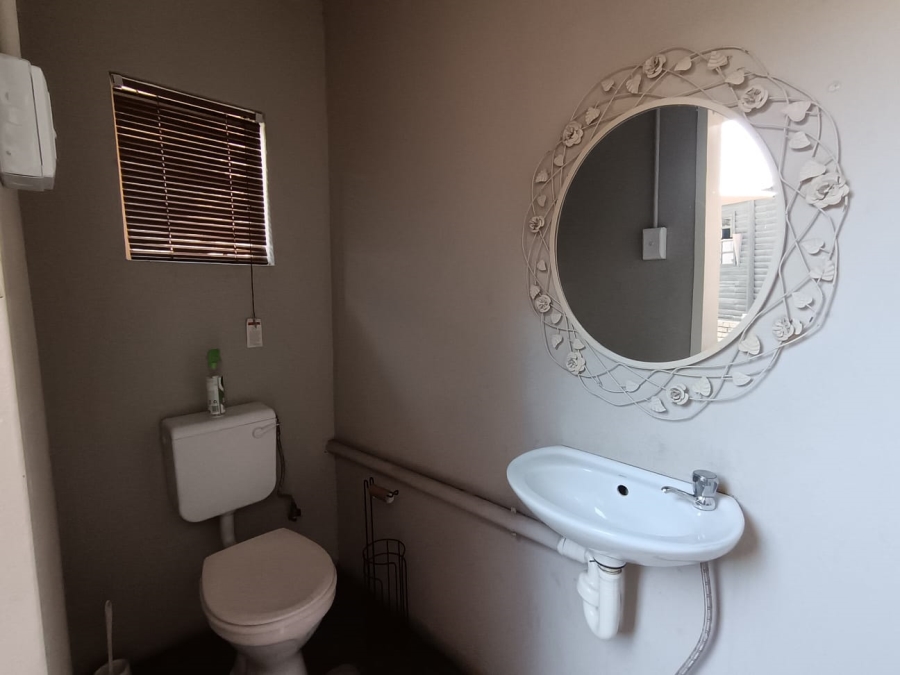 3 Bedroom Property for Sale in Rooihuiskraal Gauteng