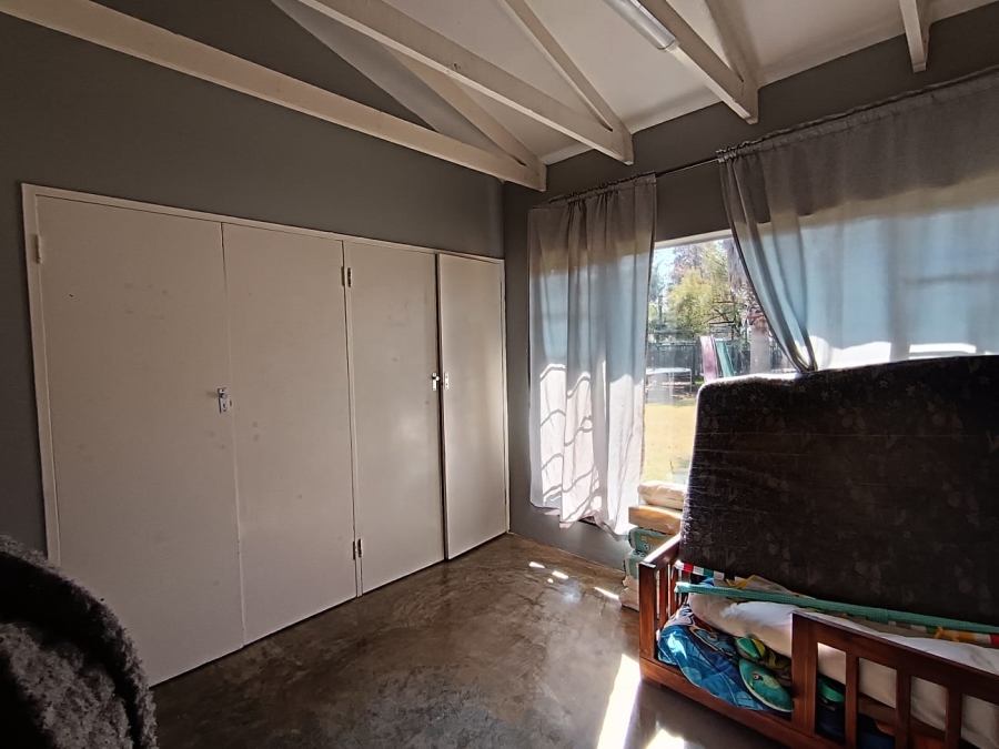 3 Bedroom Property for Sale in Rooihuiskraal Gauteng