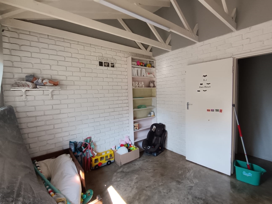 3 Bedroom Property for Sale in Rooihuiskraal Gauteng