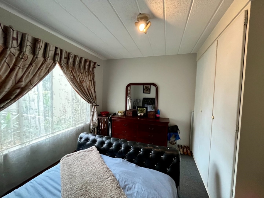 2 Bedroom Property for Sale in Paulshof Gauteng