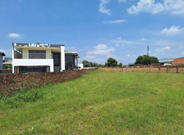Commercial Property for Sale in Savannah Country Estate Gauteng