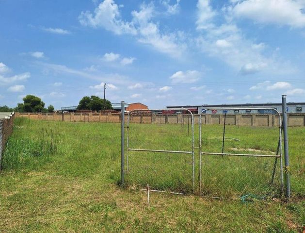 Commercial Property for Sale in Savannah Country Estate Gauteng