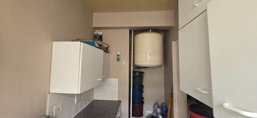 1 Bedroom Property for Sale in Muckleneuk Gauteng