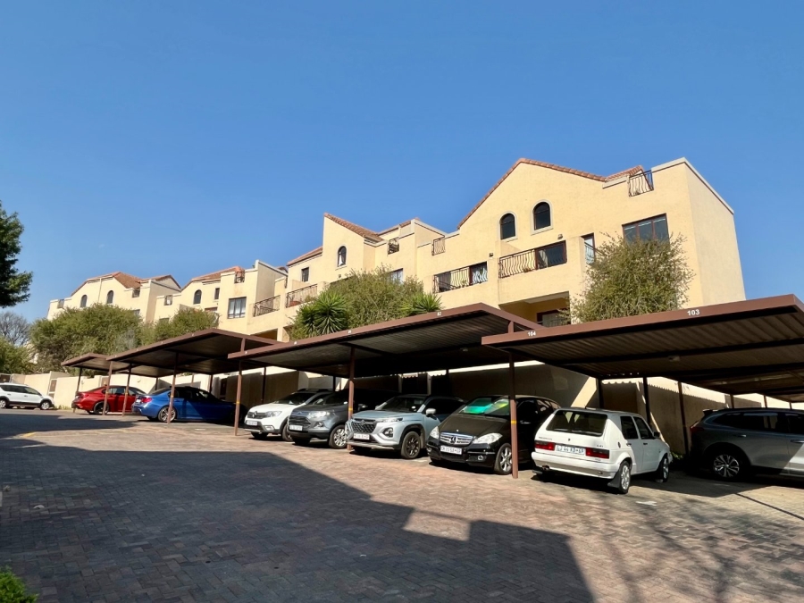 2 Bedroom Property for Sale in Paulshof Gauteng