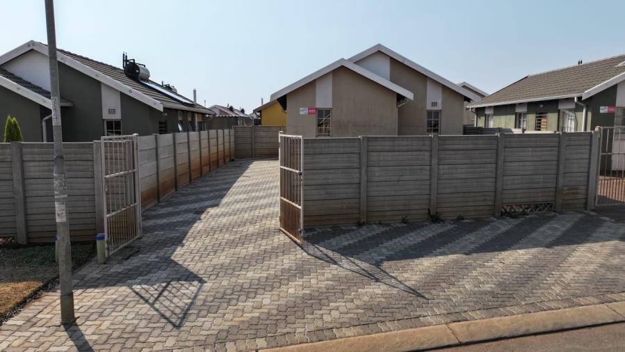 2 Bedroom Property for Sale in Sky City Gauteng