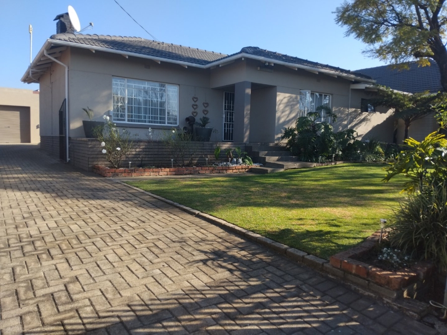 3 Bedroom Property for Sale in Homestead Gauteng