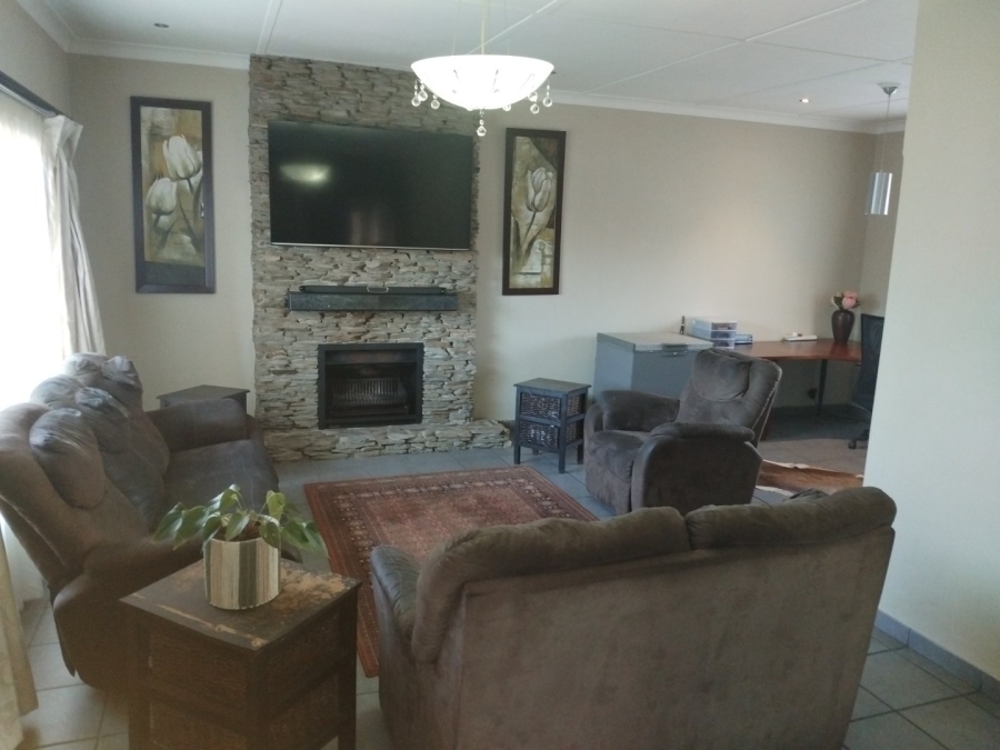 3 Bedroom Property for Sale in Homestead Gauteng