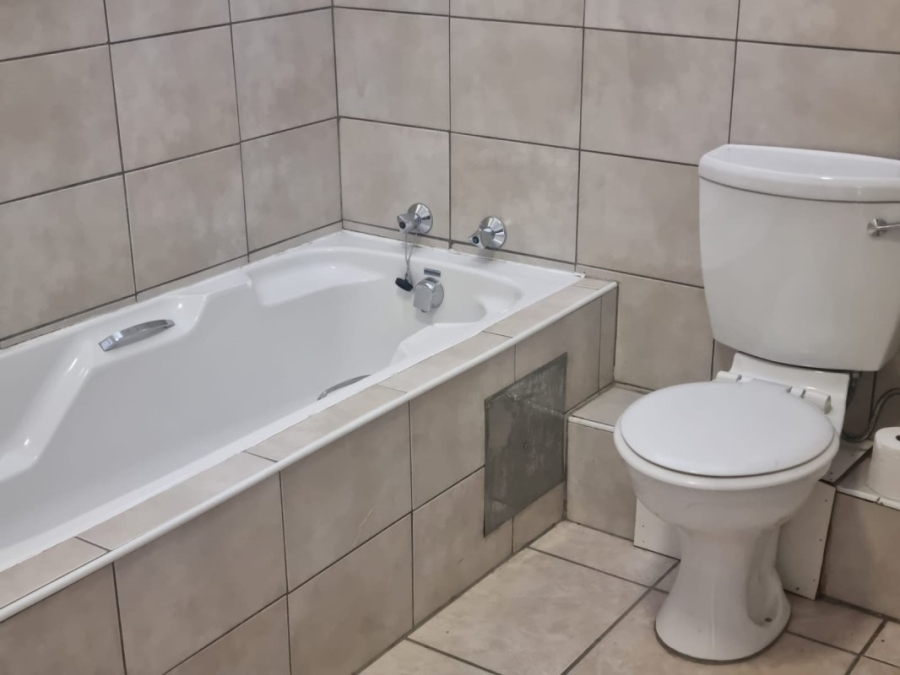 1 Bedroom Property for Sale in Elma Park Gauteng