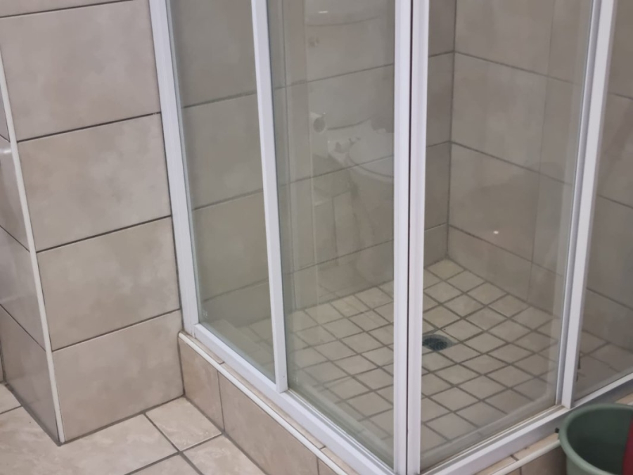 1 Bedroom Property for Sale in Elma Park Gauteng