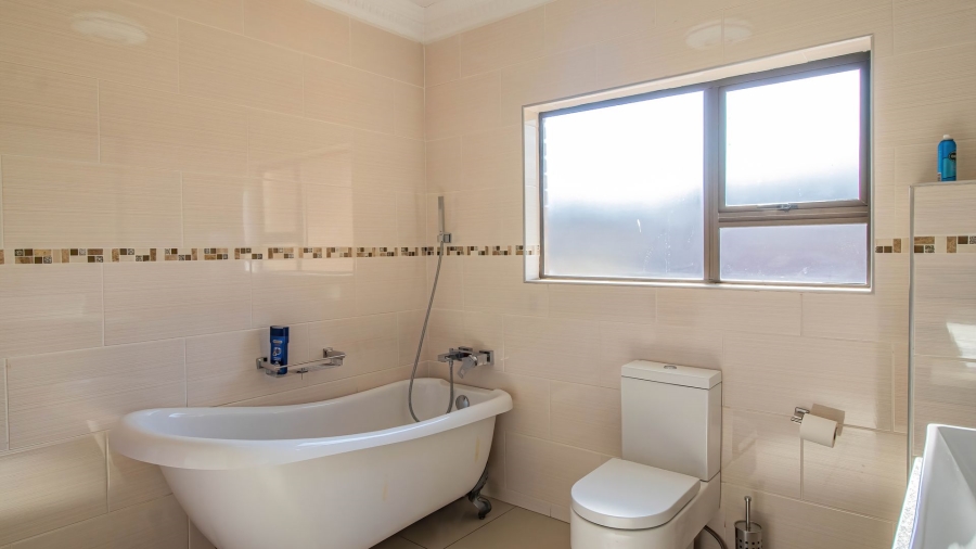 7 Bedroom Property for Sale in Meyersdal Nature Estate Gauteng