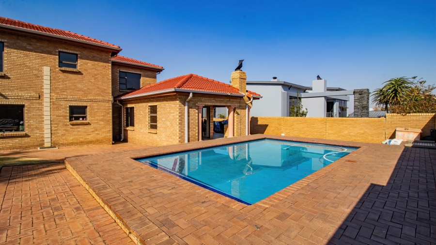 7 Bedroom Property for Sale in Meyersdal Nature Estate Gauteng
