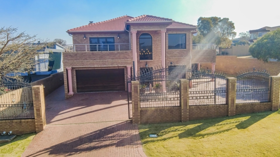 7 Bedroom Property for Sale in Meyersdal Nature Estate Gauteng