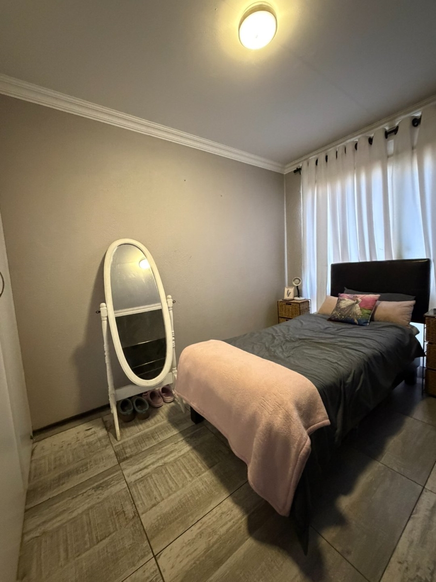 2 Bedroom Property for Sale in South Crest Gauteng