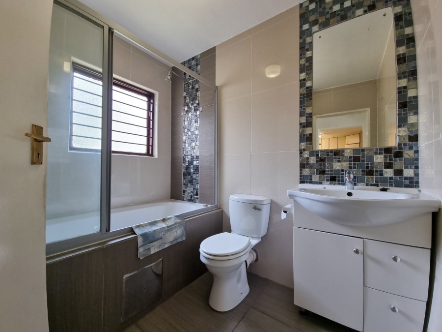 2 Bedroom Property for Sale in New Market Park Gauteng