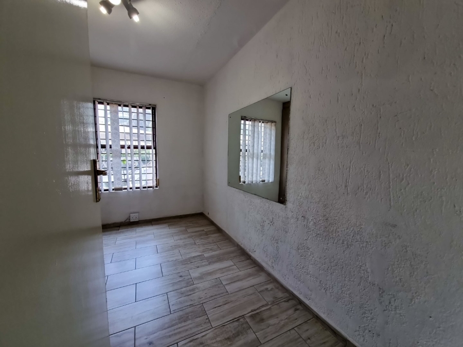 2 Bedroom Property for Sale in New Market Park Gauteng