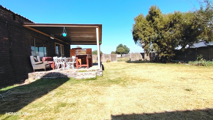 Commercial Property for Sale in Mooilande Gauteng