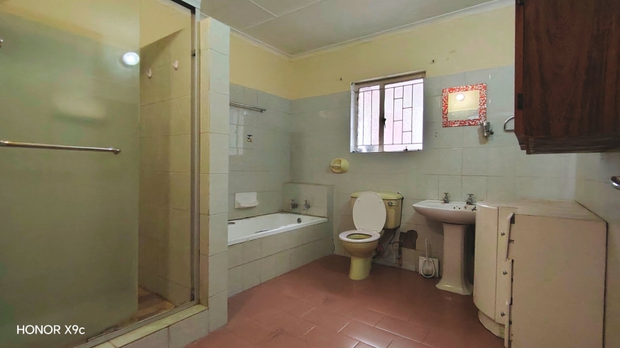 Commercial Property for Sale in Mooilande Gauteng