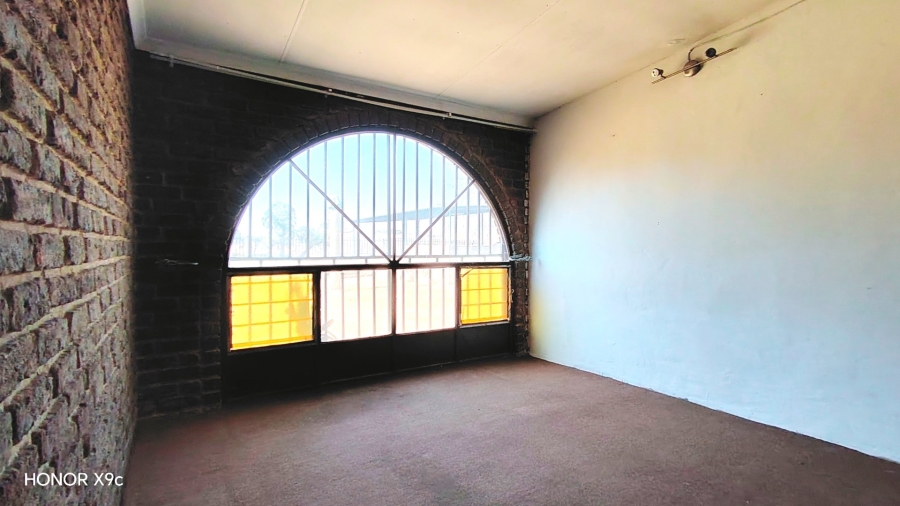 Commercial Property for Sale in Mooilande Gauteng