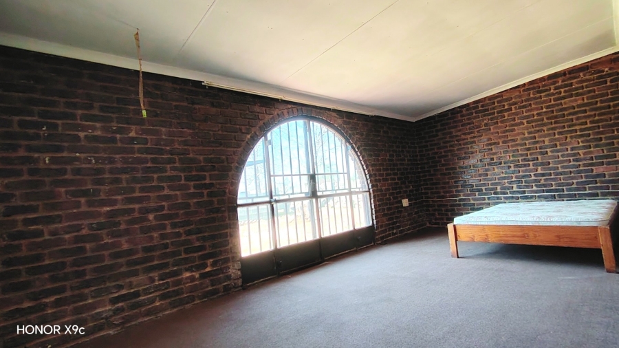 Commercial Property for Sale in Mooilande Gauteng