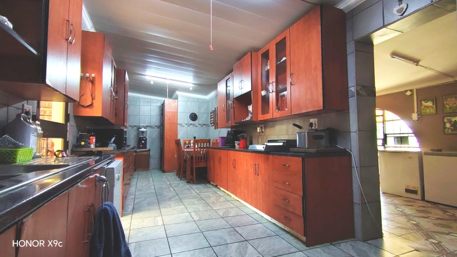 Commercial Property for Sale in Mooilande Gauteng