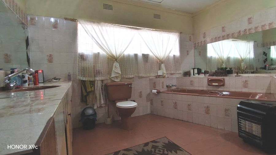 Commercial Property for Sale in Mooilande Gauteng