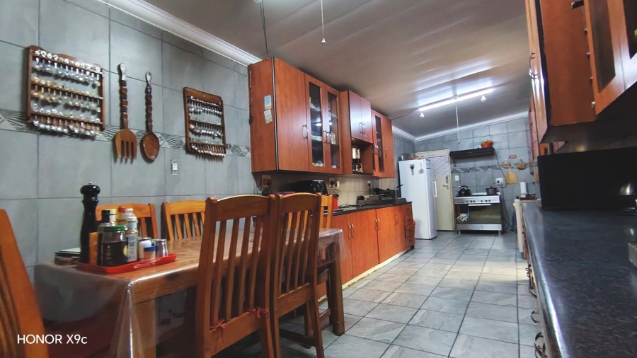 Commercial Property for Sale in Mooilande Gauteng