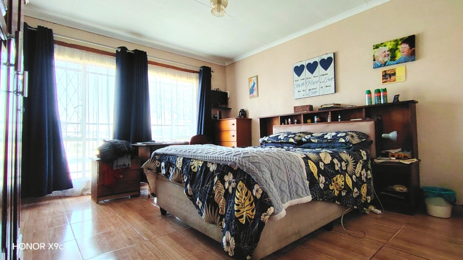 Commercial Property for Sale in Mooilande Gauteng