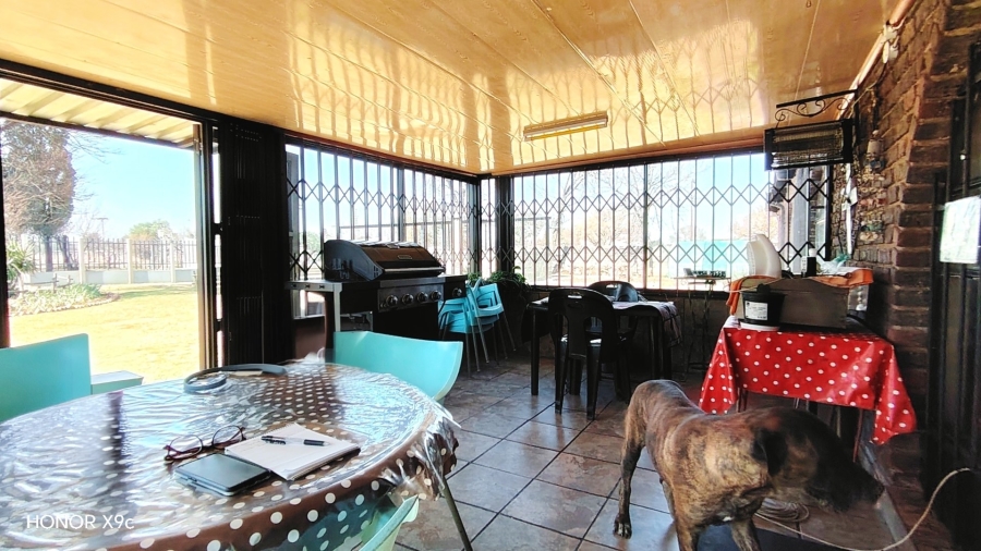 Commercial Property for Sale in Mooilande Gauteng