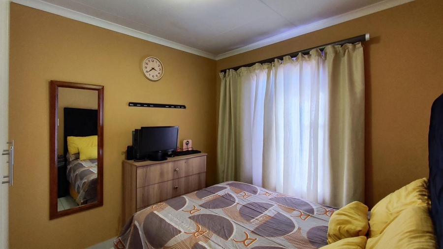 3 Bedroom Property for Sale in Albertsdal Gauteng