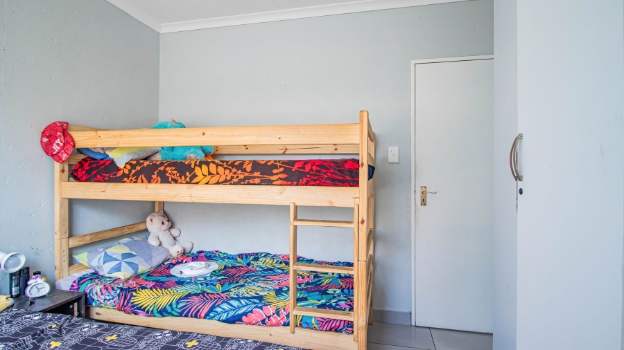2 Bedroom Property for Sale in Greenstone Hill Gauteng