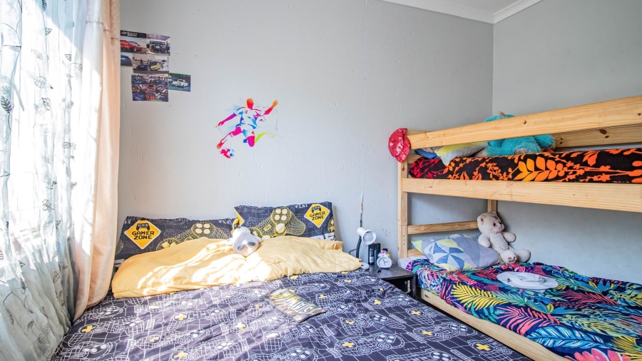 2 Bedroom Property for Sale in Greenstone Hill Gauteng