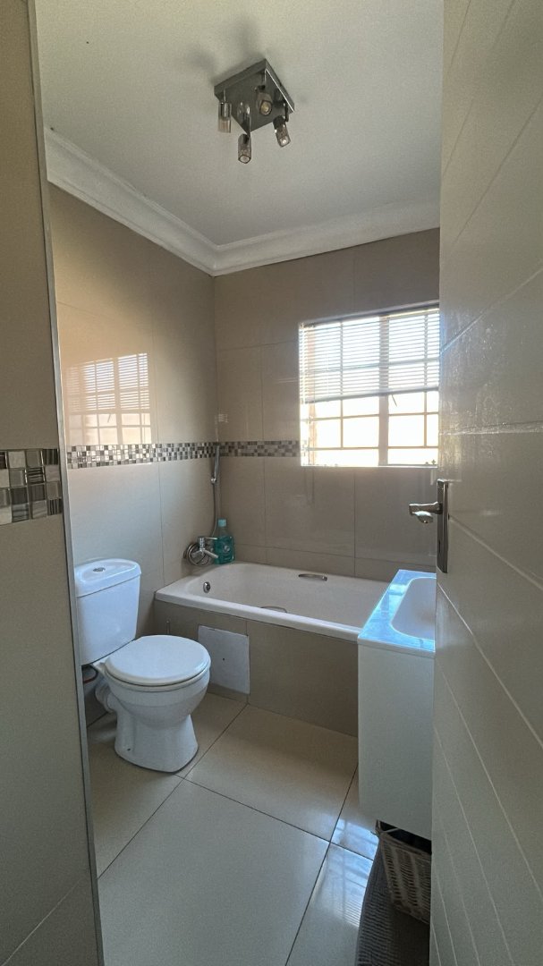 2 Bedroom Property for Sale in Sagewood Gauteng