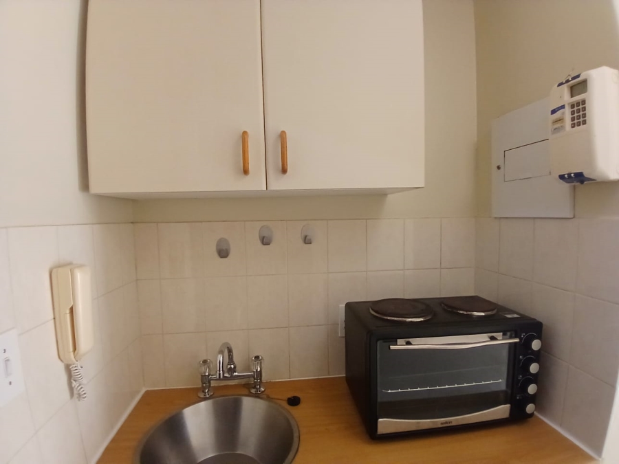 1 Bedroom Property for Sale in Hatfield Gauteng