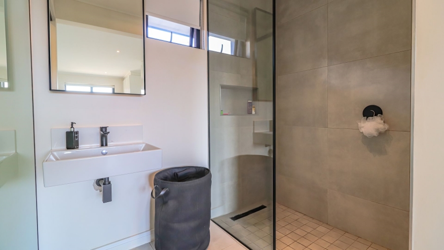 2 Bedroom Property for Sale in Hyde Park Gauteng