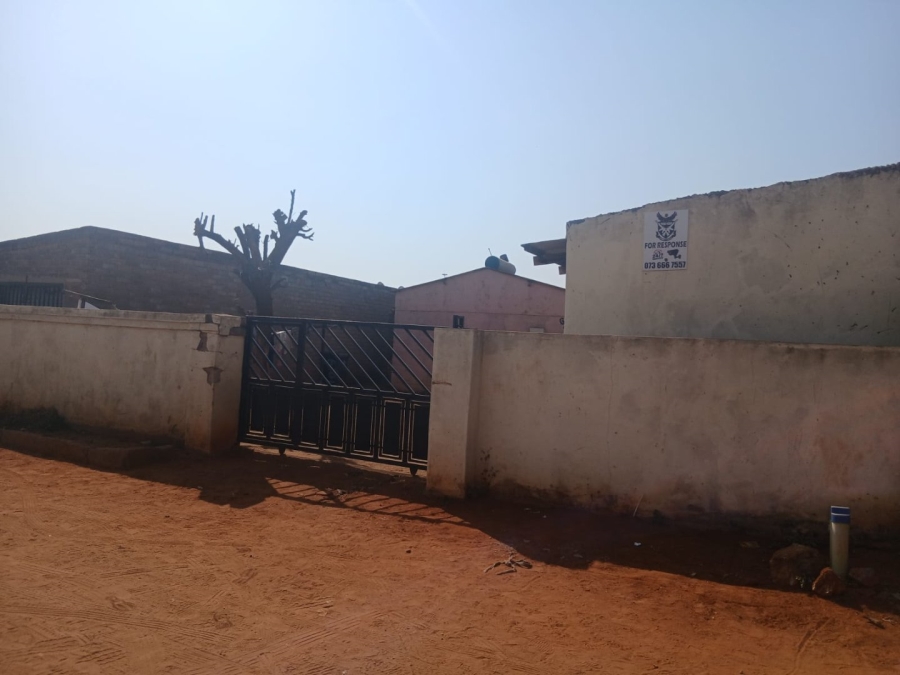 1 Bedroom Property for Sale in Rondebult Gauteng
