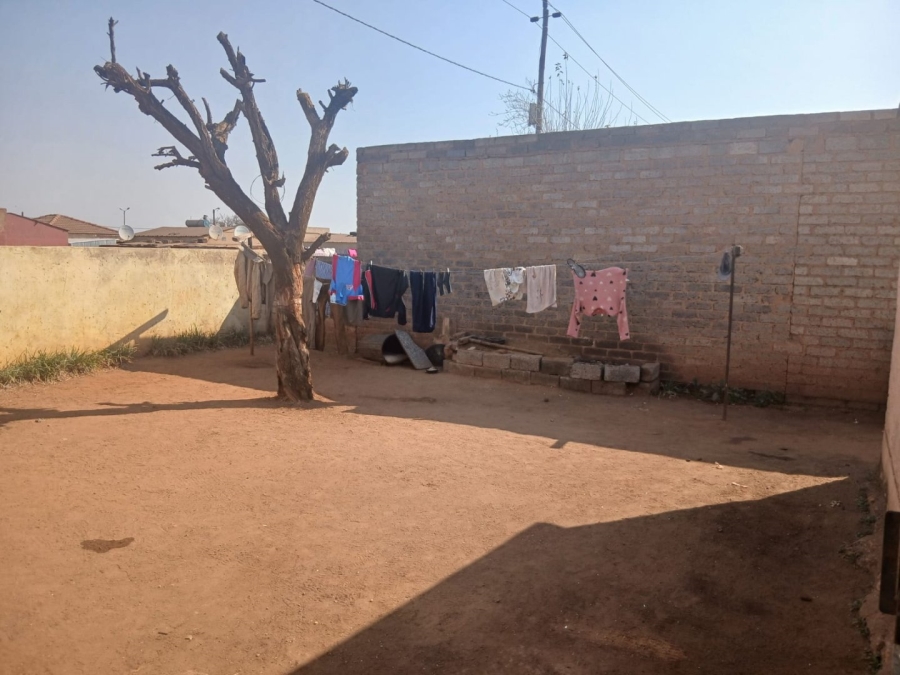 1 Bedroom Property for Sale in Rondebult Gauteng