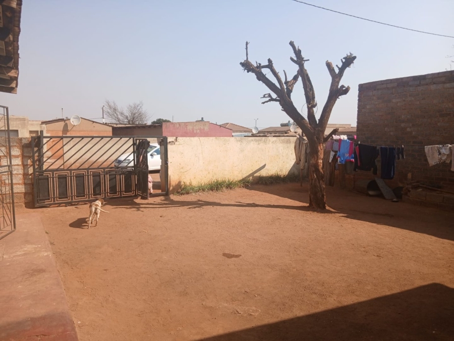 1 Bedroom Property for Sale in Rondebult Gauteng
